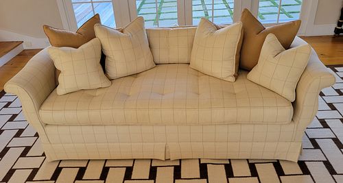 CUSTOM HOUNDSTOOTH HOME CREME UPHOLSTERED 37c51d