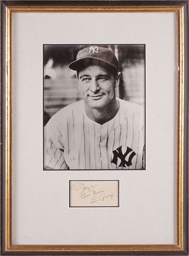 PHOTOGRAPH OF LOU GEHRIG WITH AUTOGRAPHPhotograph