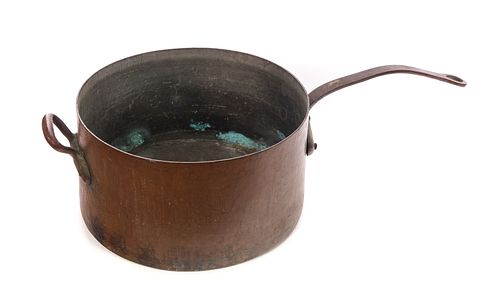 EARLY HANDMADE COPPER CANDY KETTLEEarly