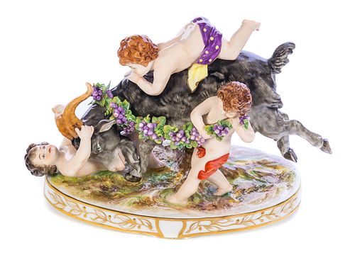 CAPODIMONTE PORCELAIN FIGURINE GROUPING