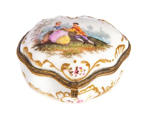 FRENCH PORCELAIN BOX MARKEDFrench