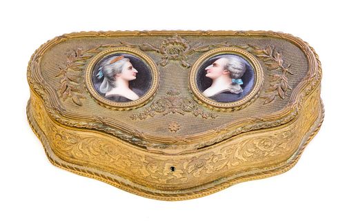 FRENCH BRONZE DRESSER BOX WITH PORCELAIN