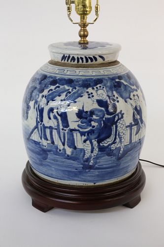 CHINESE BLUE AND WHITE PORCELAIN 37cb7f