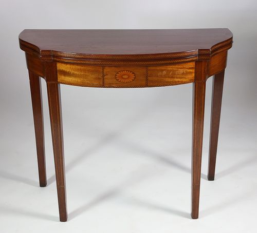 MAHOGANY BOW FRONT INLAID GAMES 37cda7