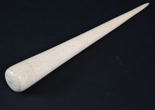 ANTIQUE WHALEBONE FID, 19TH CENTURYAntique