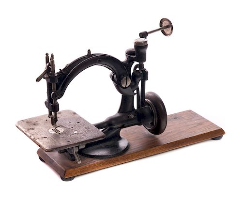 1870'S WILLCOX & GIBBS SEWING MACHINEMeasures