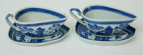 TWO CANTON TRIANGULAR SAUCE BOATS  37d1c1