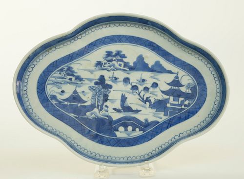 CANTON QUATREFOIL TRAY 19TH CENTURYCanton 37d23c