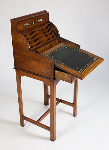 ENGLISH OAK ACCOUNTANT'S DESK,