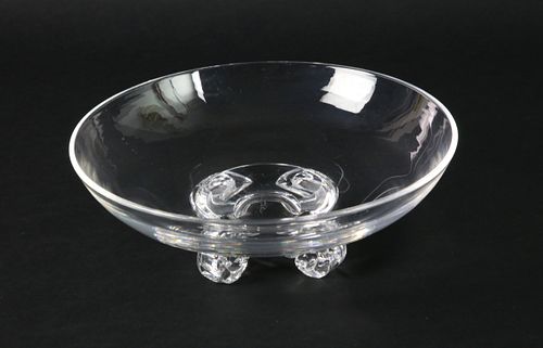 SIGNED STEUBEN CLEAR CRYSTAL FOOTED