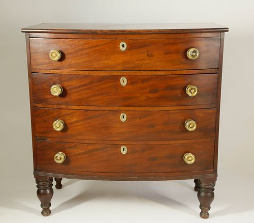 AMERICAN MAHOGANY BOW FRONT CHEST 37d621