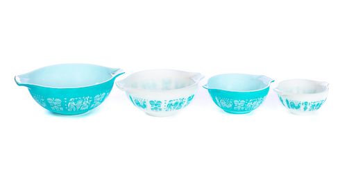 4 PYREX MIXING BOWLSExcellent condition