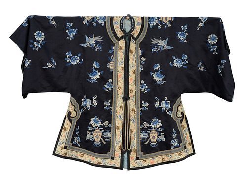 CHINESE SILK EMBROIDERED ROBE,