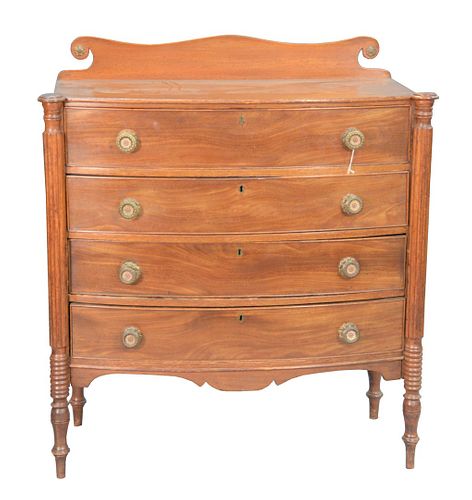 SHERATON MAHOGANY BOWED FRONT CHEST  37b1f5