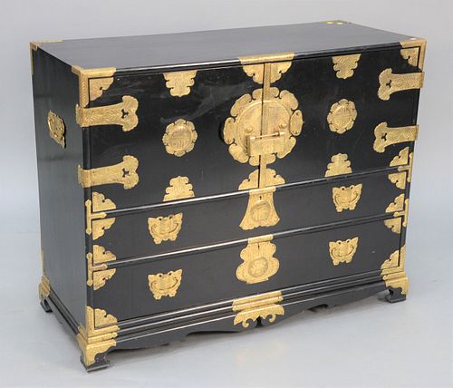 CHINESE STYLE BRASS BAND CHEST 37b580