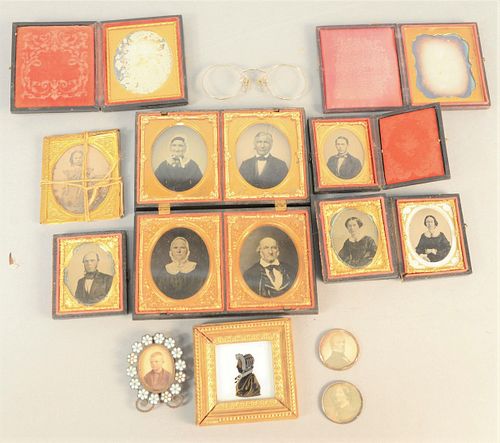 TRAY LOT OF DAGUERREOTYPE AND TINTYPES,