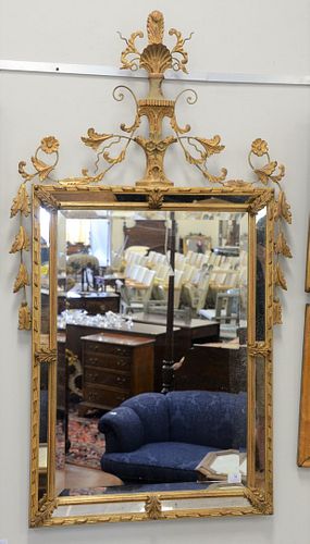 GILT FRAMED MIRROR HAVING MIRRORED