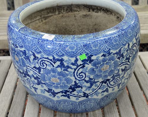 CHINESE BLUE AND WHITE PORCELAIN 37b626