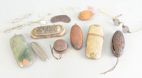GROUP OF EYEGLASS CASES 2 OVAL 37b657