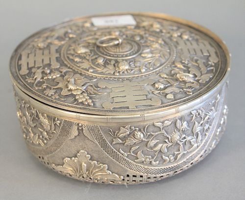 CHINESE EXPORT SILVER COVERED BOX,