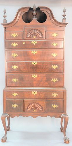 CHIPPENDALE STYLE MAHOGANY HIGHBOY 37b6ba