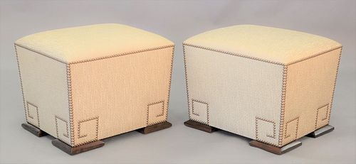 PAIR OF CONTEMPORARY UPHOLSTERED 37b6f9