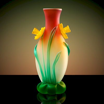 TOMMIE RUSH - RED FADE OVAL DAFFODIL
