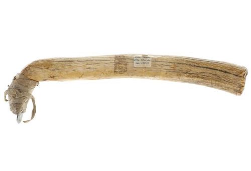 C. 1800 NEZ PERCE ELK ANTLER HAND