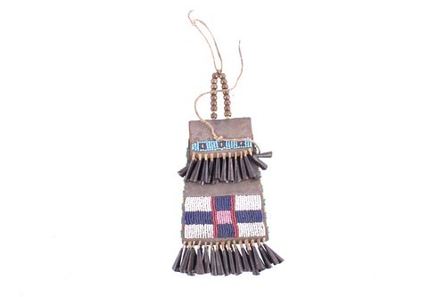 19TH CENTURY KIOWA BEADED STRIKE A LITE 37b838