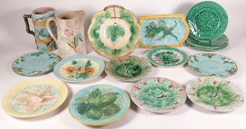 18 PIECE COLLECTION OF ANTIQUE