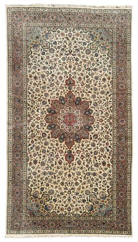 TABRIZ CARPETPersian 20th century  37bc0c