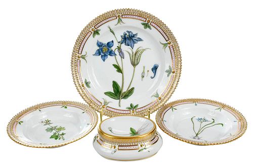 FOUR PIECES OF ROYAL COPENHAGEN