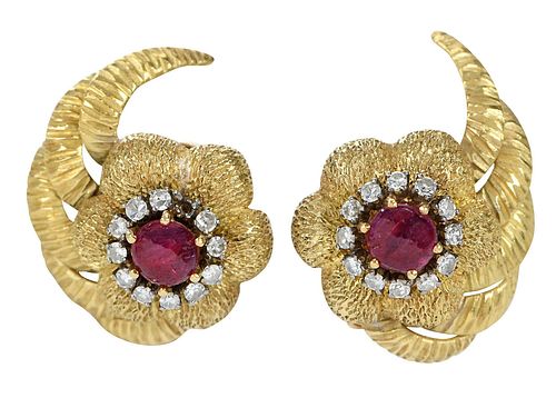 18KT RUBY AND DIAMOND EARCLIPSeach 37c005