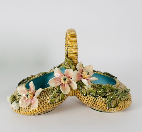 ANTIQUE MAJOLICA PORCELAIN FLOWER BASKETAntique