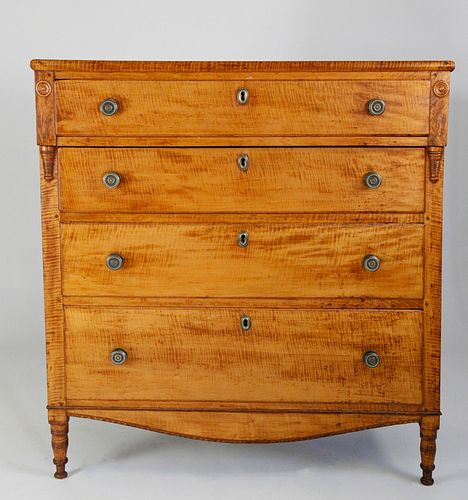 AMERICAN TIGER MAPLE SHERATON CHEST 37ef69