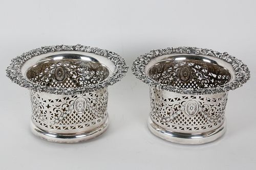 PAIR OF SHEFFIELD SILVER PLATED 37ef82