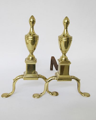 PAIR OF PHILADELPHIA URN AND FINIAL