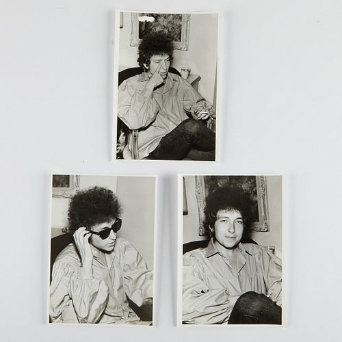 3 PHOTOGRAPHS OF BOB DYLAN CA.