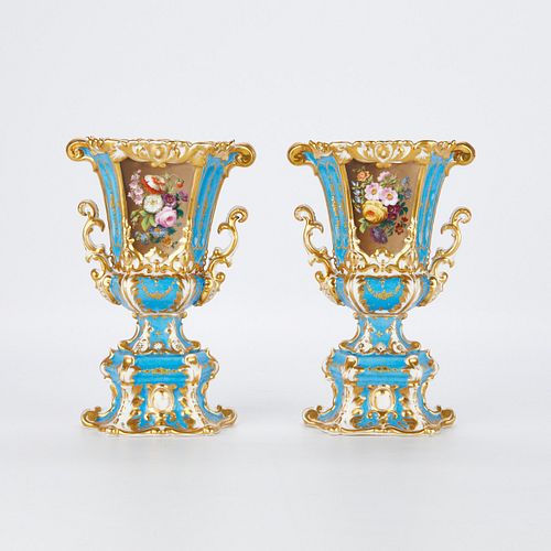 PAIR OF FRENCH OLD PARIS PORCELAIN