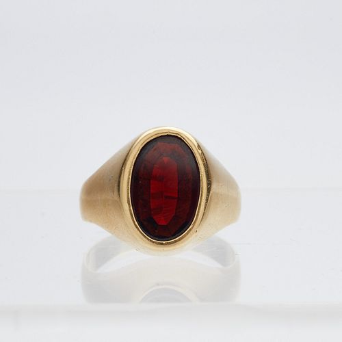 18K AND GARNET RING W/ BOX18K gold