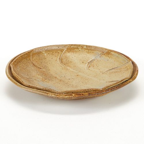 WARREN MACKENZIE LIPPED PLATTER 37f4dd