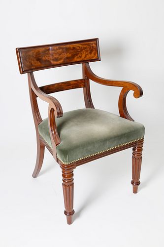 WILLIAM IV FIGURED MAHOGANY ARMCHAIR  37f5c5