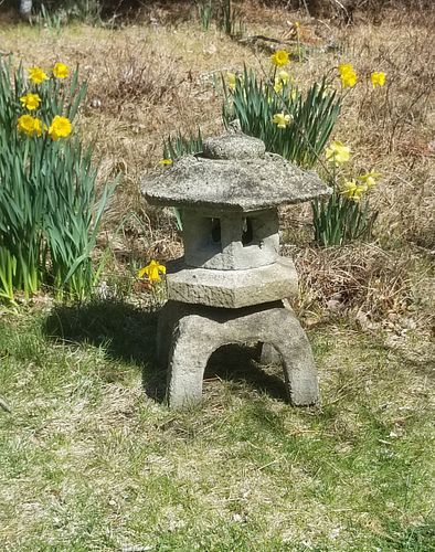 POURED STONE PAGODA GARDEN SCULPTUREPoured 37f5e4