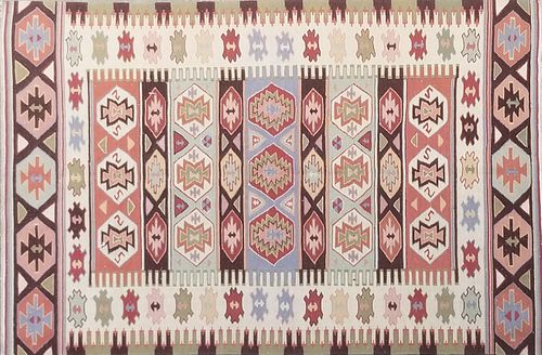 HAND WOVEN KILIM CARPETHand Woven