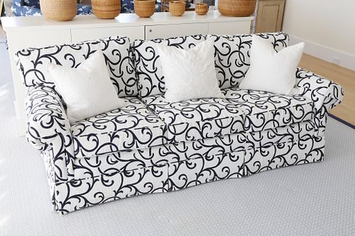 WHITE WITH NAVY BLUE SWIRL DESIGN