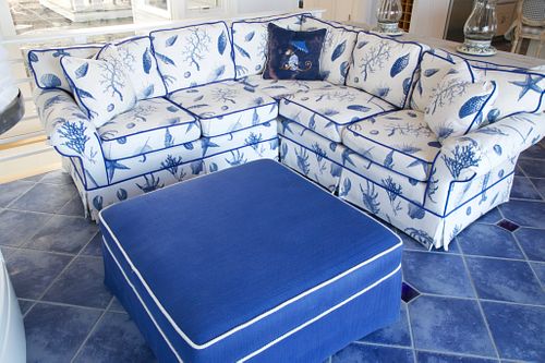 UPHOLSTERED NAVY BLUE OTTOMAN WITH 37f7d8