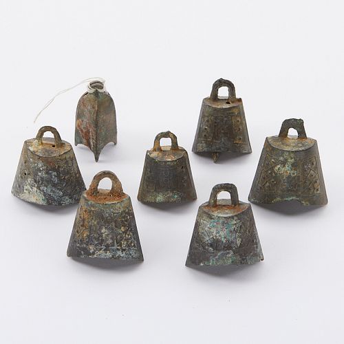 GRP: 7 EARLY CHINESE BRONZE BELLSGroup