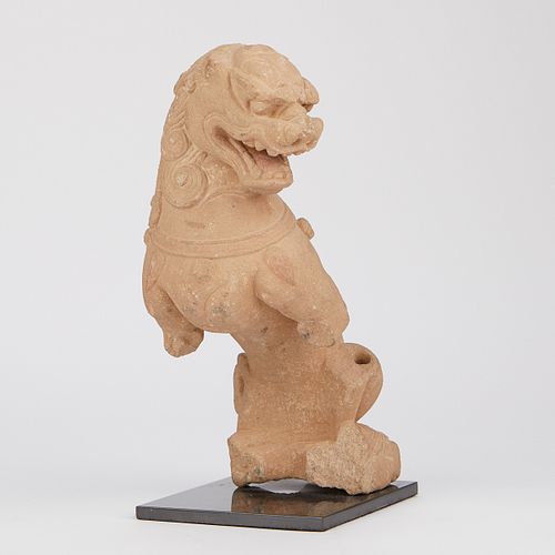 CHINESE CARVED STONE GUARDIAN LIONChinese 37f8f5