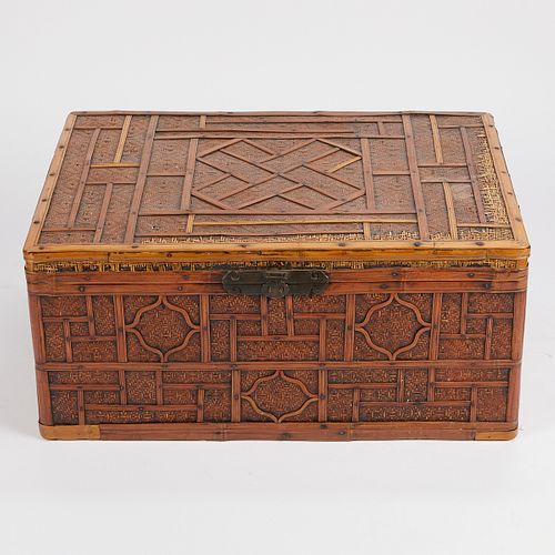 CHINESE BAMBOO BASKETRY TRUNKChinese 37f908