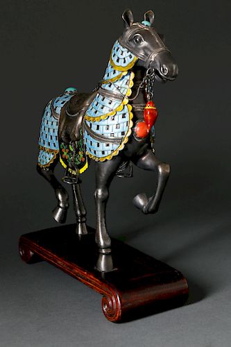 CHINESE SILVER AND POLYCHROME ENAMELED 37fbed